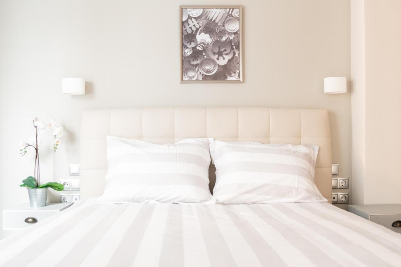 Appartamento A17 Modern & Cosy 2R Flat Up To 4Ppl Near Parthenon Atene Esterno foto