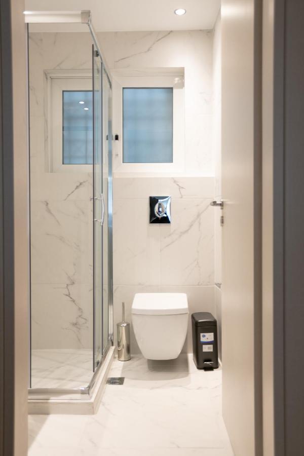 Appartamento A17 Modern & Cosy 2R Flat Up To 4Ppl Near Parthenon Atene Esterno foto